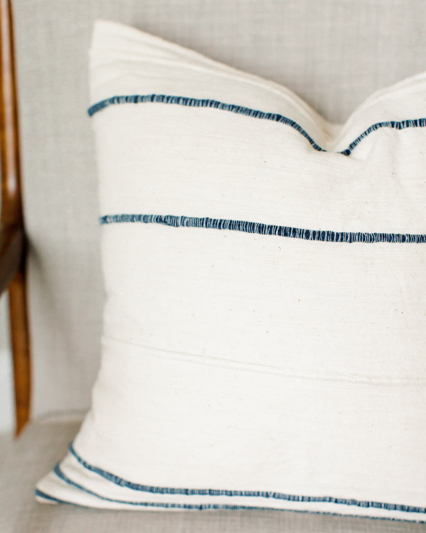 Throw Pillow- 18" Ribbons