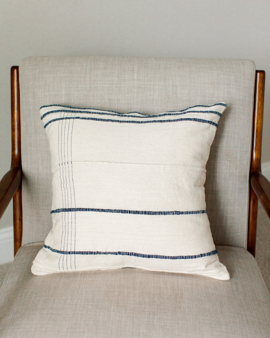 Throw Pillow- 18" Ribbons