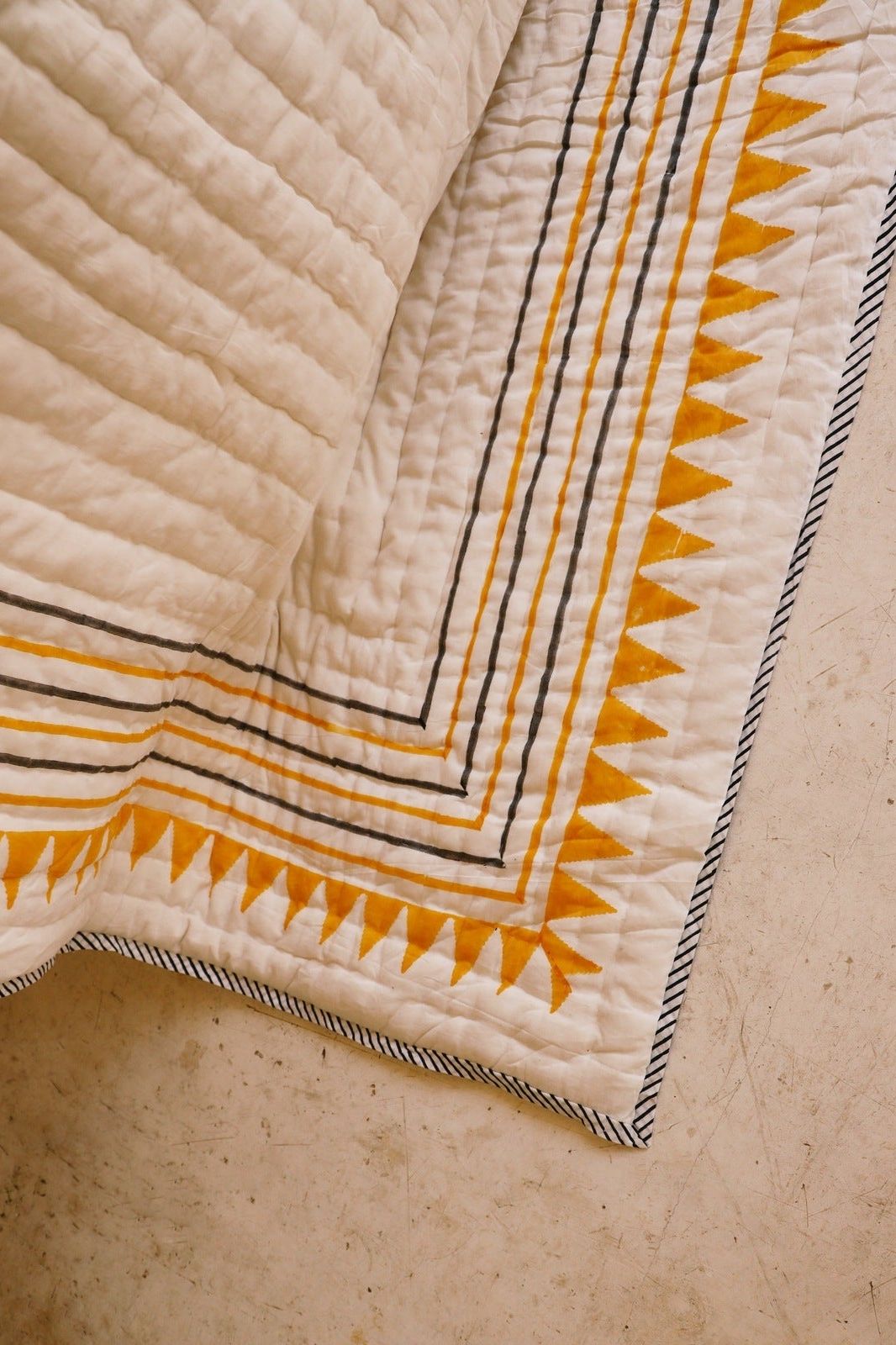 Bedding- New Moon Quilt Reverse