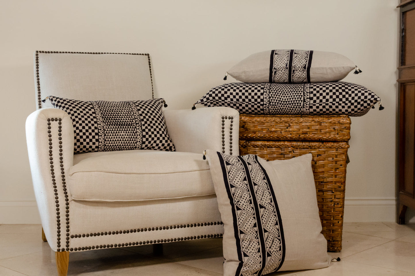 Throw Pillow Cover- Mancala Charcoal Petit Lumbar