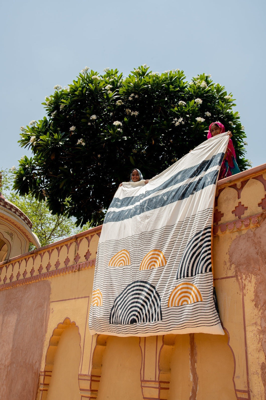 Bedding- Spiral Sunset Duvet (Reverse)