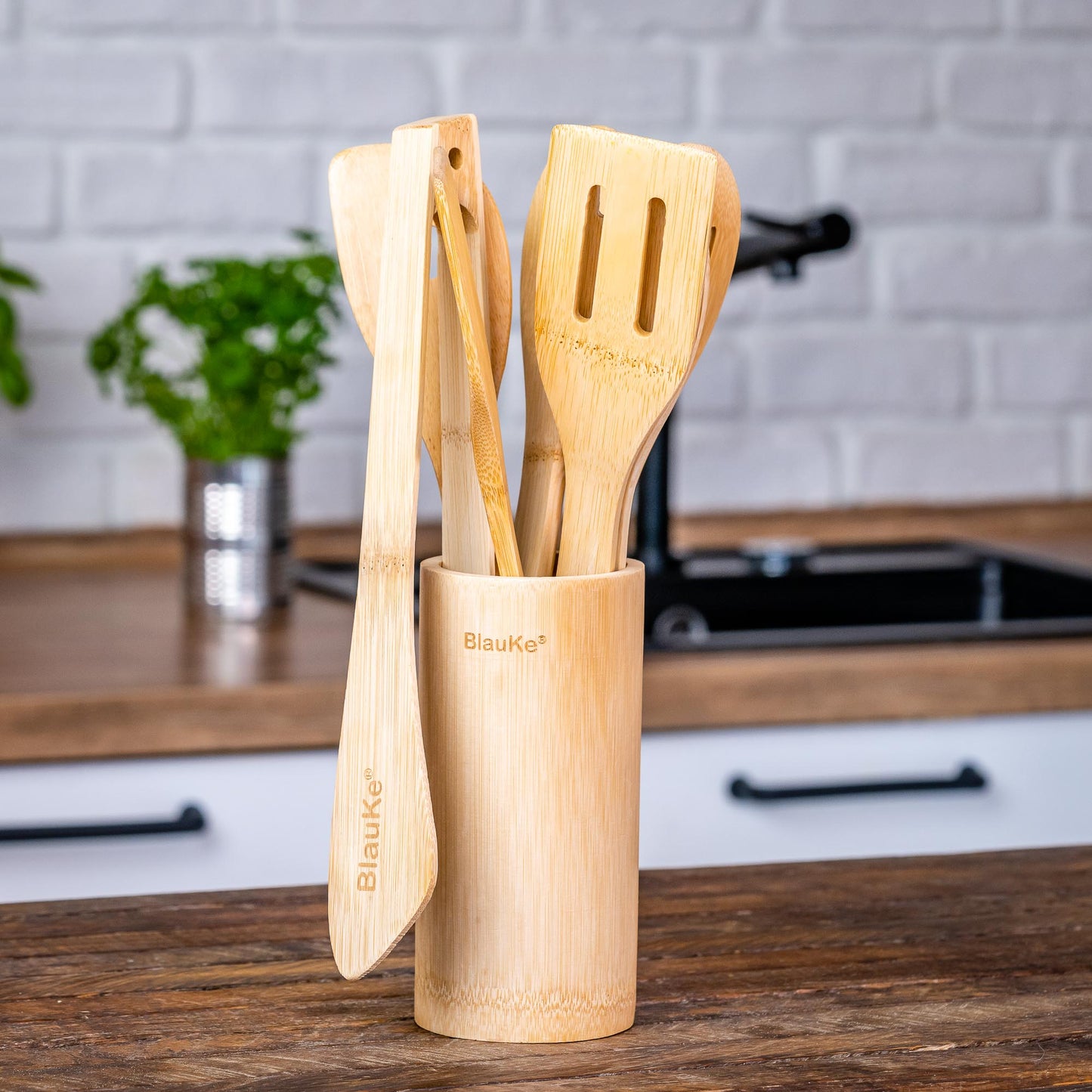 Wooden Cooking Utensils -8 piece with holder