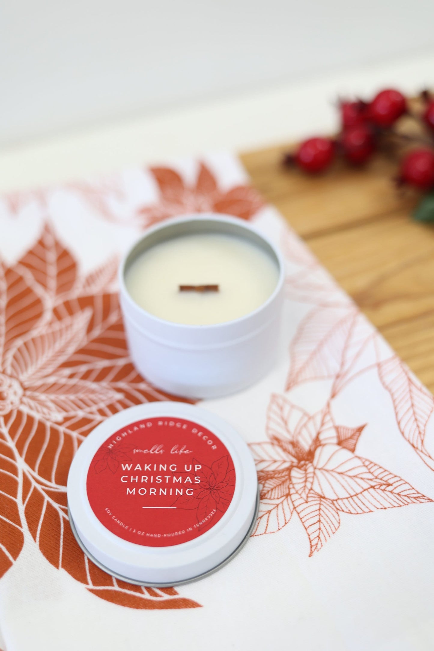 Soy Candle Tin- Waking Up Christmas Morning