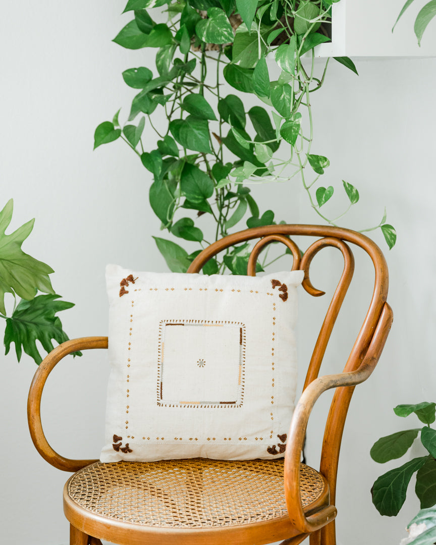 Throw Pillow Cover 16" Abira